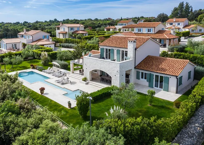 Mirana Luxury Villas