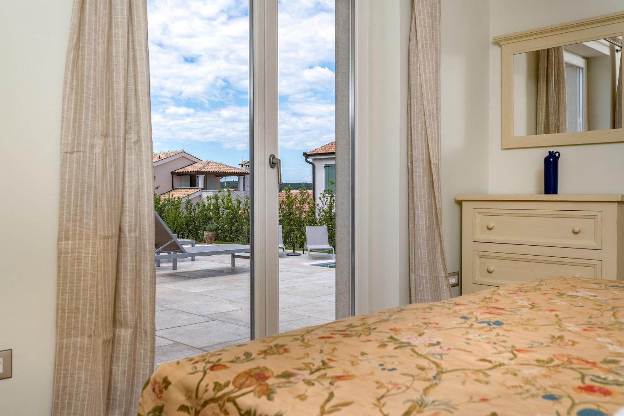 Villa Mirana Luxury Kavran