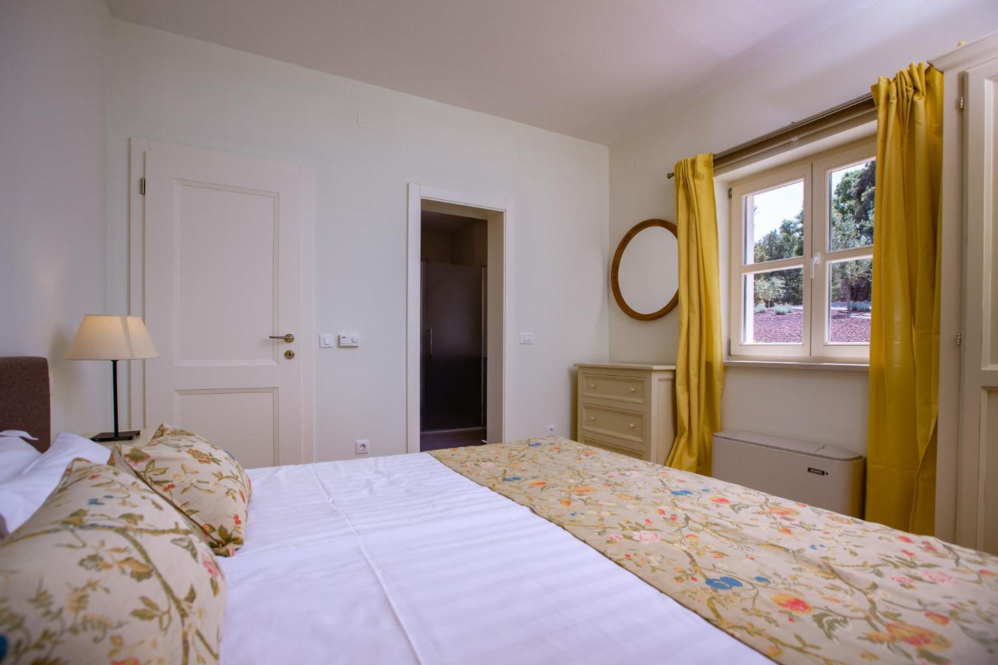 Mirana Luxury