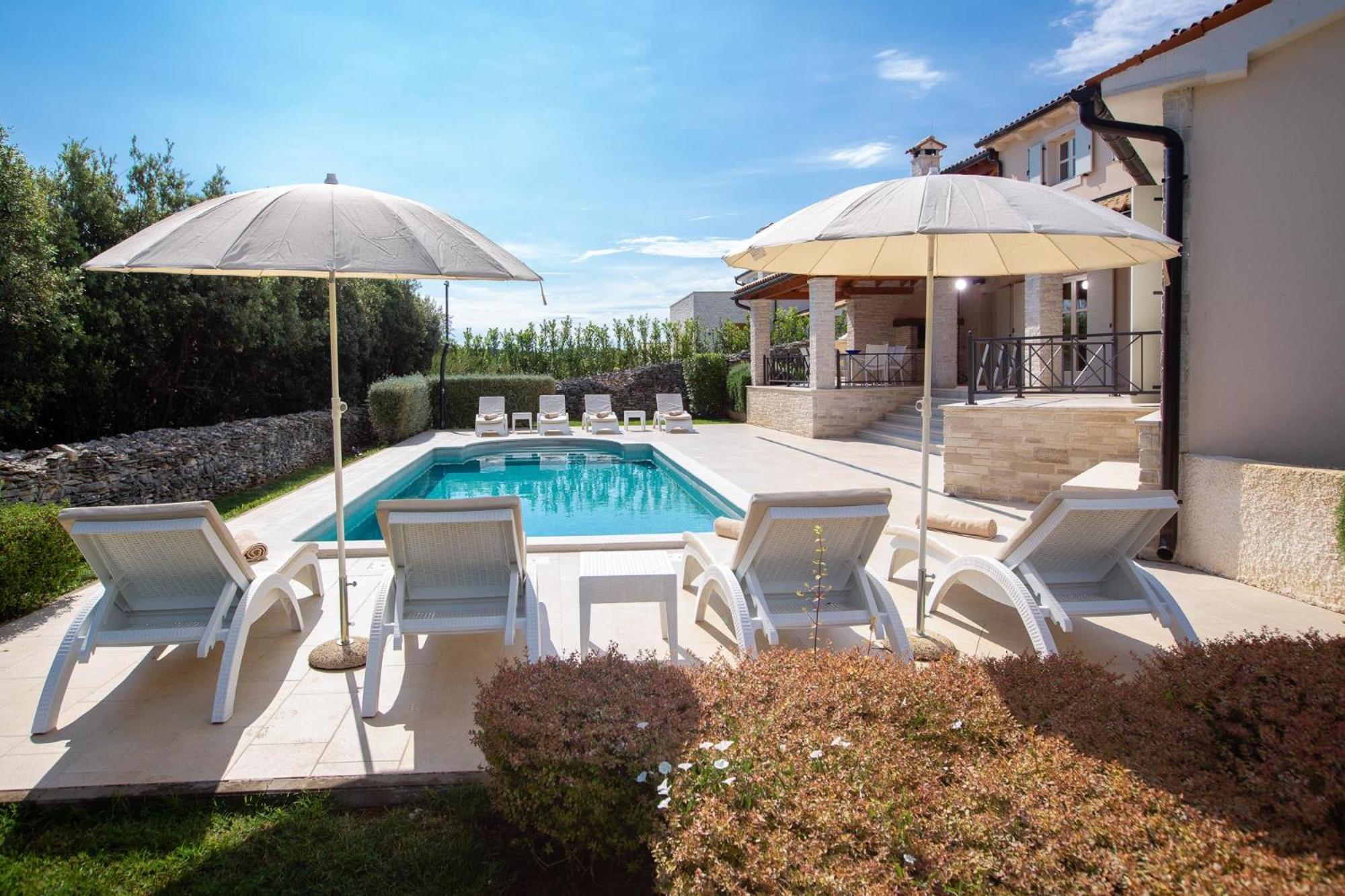 Mirana Luxury Villa