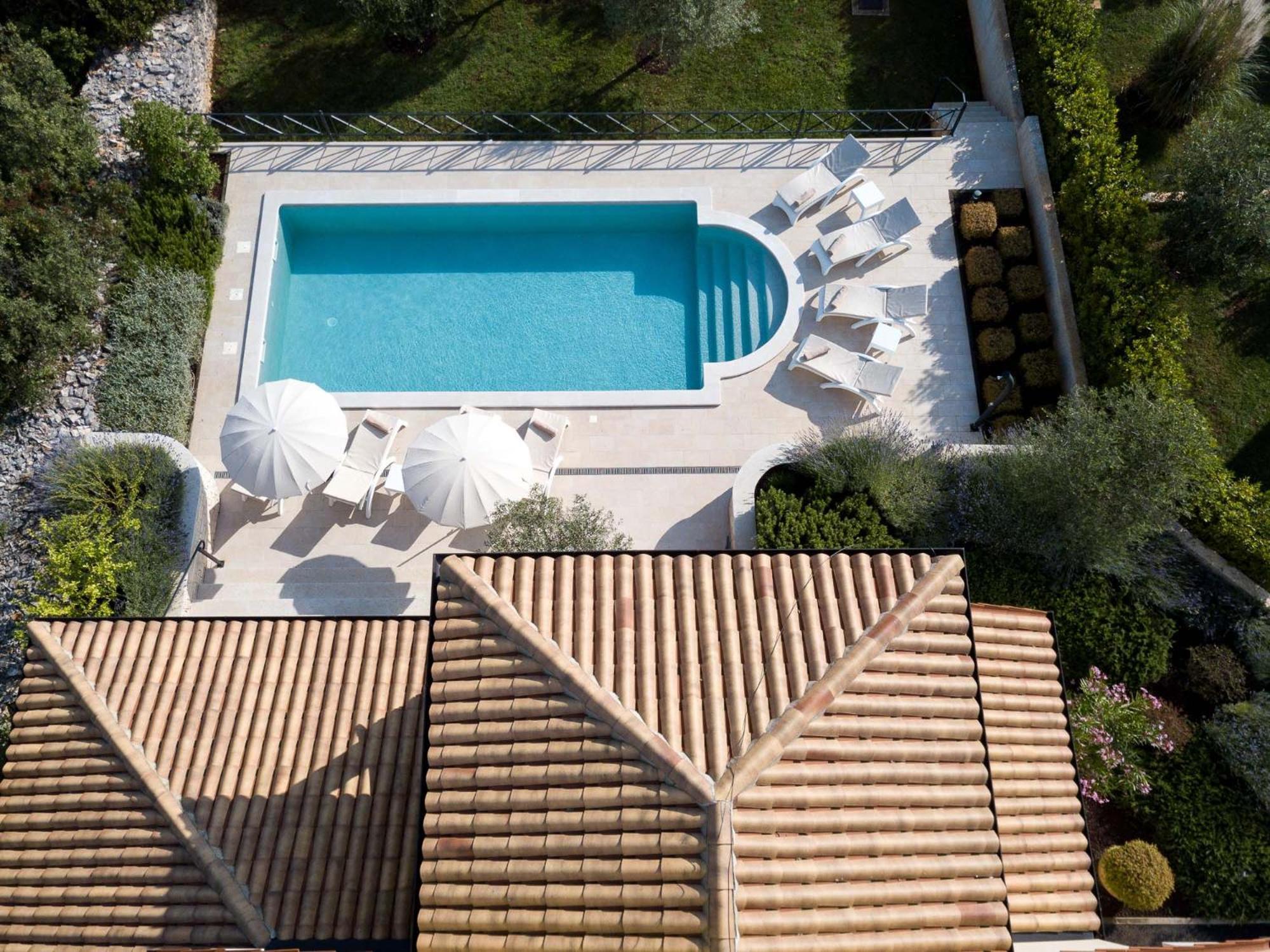 Mirana Luxury Villa *