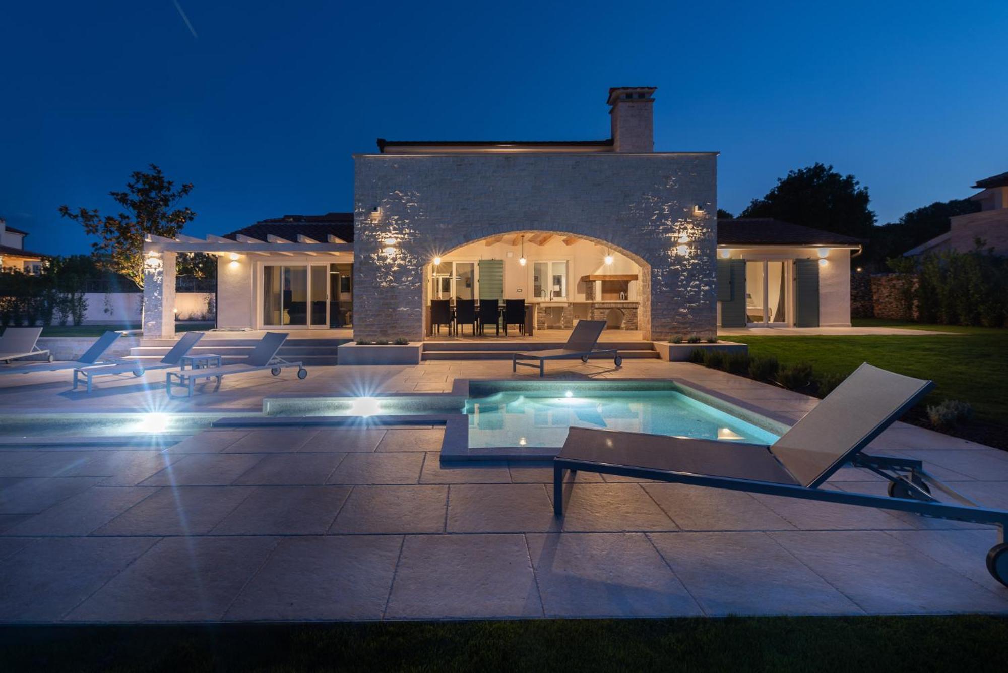 Villa Mirana Luxury *