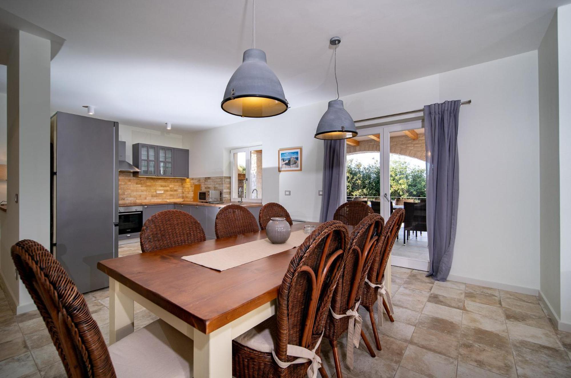 Mirana Luxury
