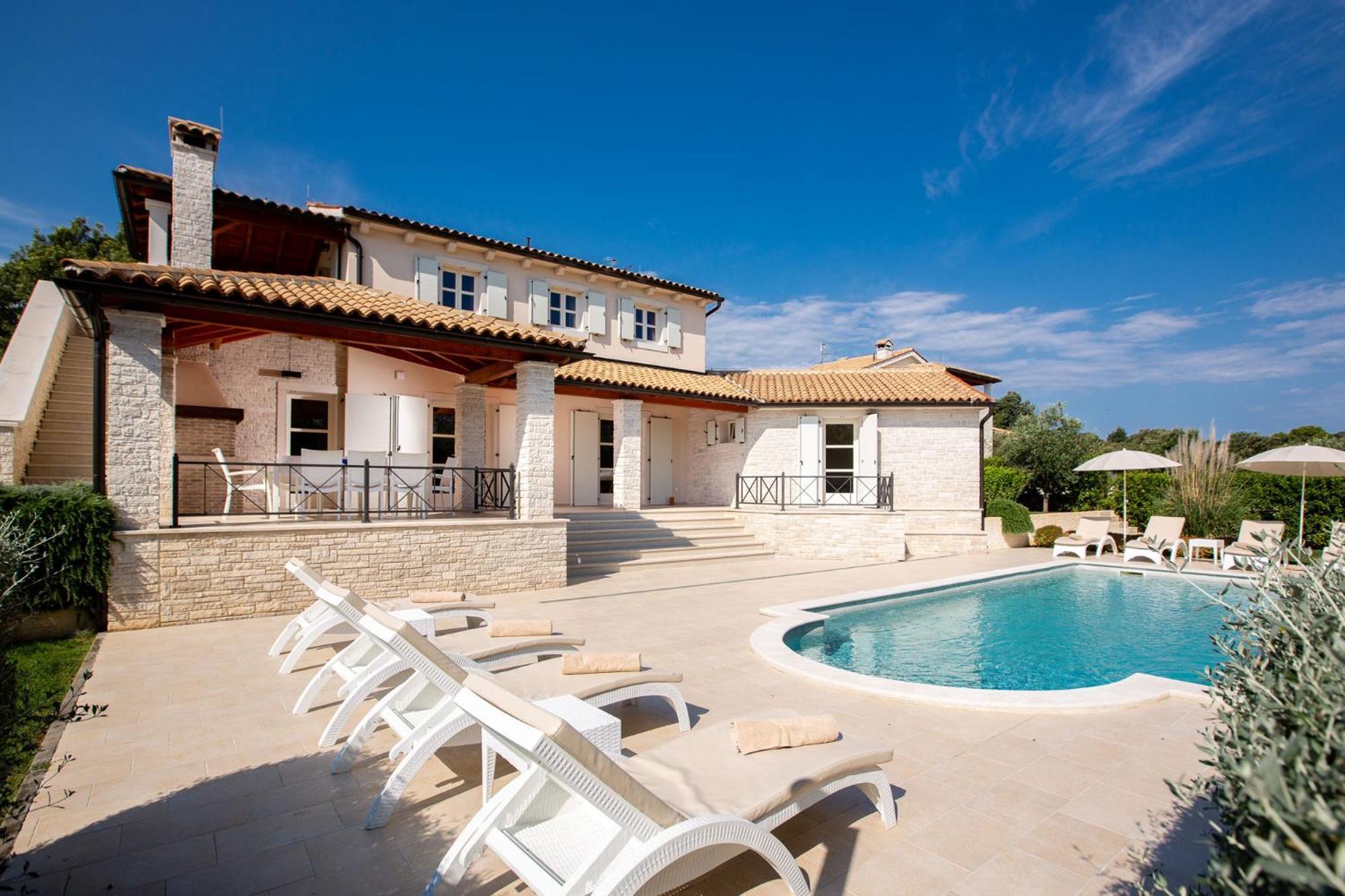 Mirana Luxury * Kavran